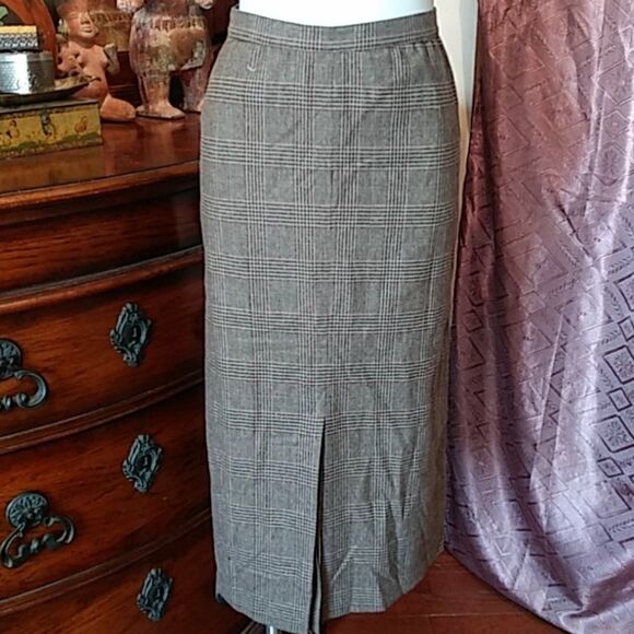 elle et lui Dresses & Skirts - Elle et lui skirt 